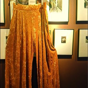 Gorgeous extra wide leg crushed velvet pants.